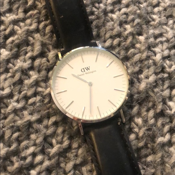 Watch - Picture 2 of 5